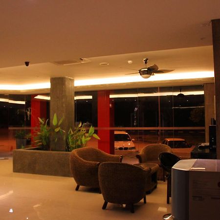 Hotel Time Boutique Nilai Exterior foto