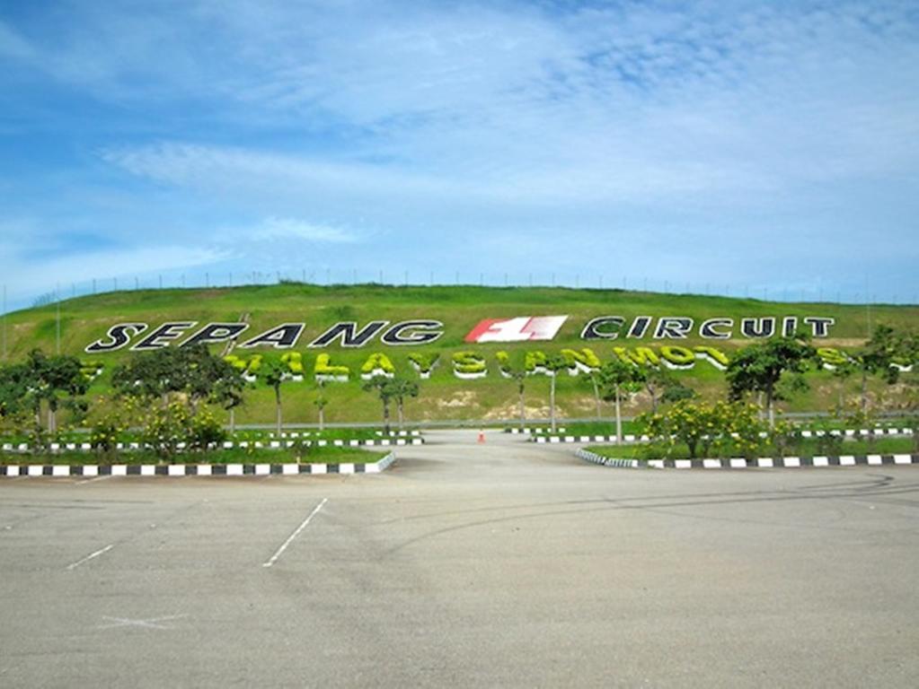 Hotel Time Boutique Nilai Exterior foto