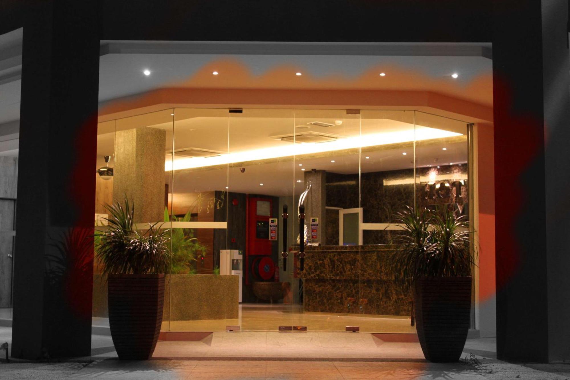 Hotel Time Boutique Nilai Exterior foto